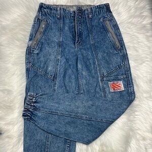 Vintage Levi’s boy’s Denim Jogger Pants with Pockets size 28x30